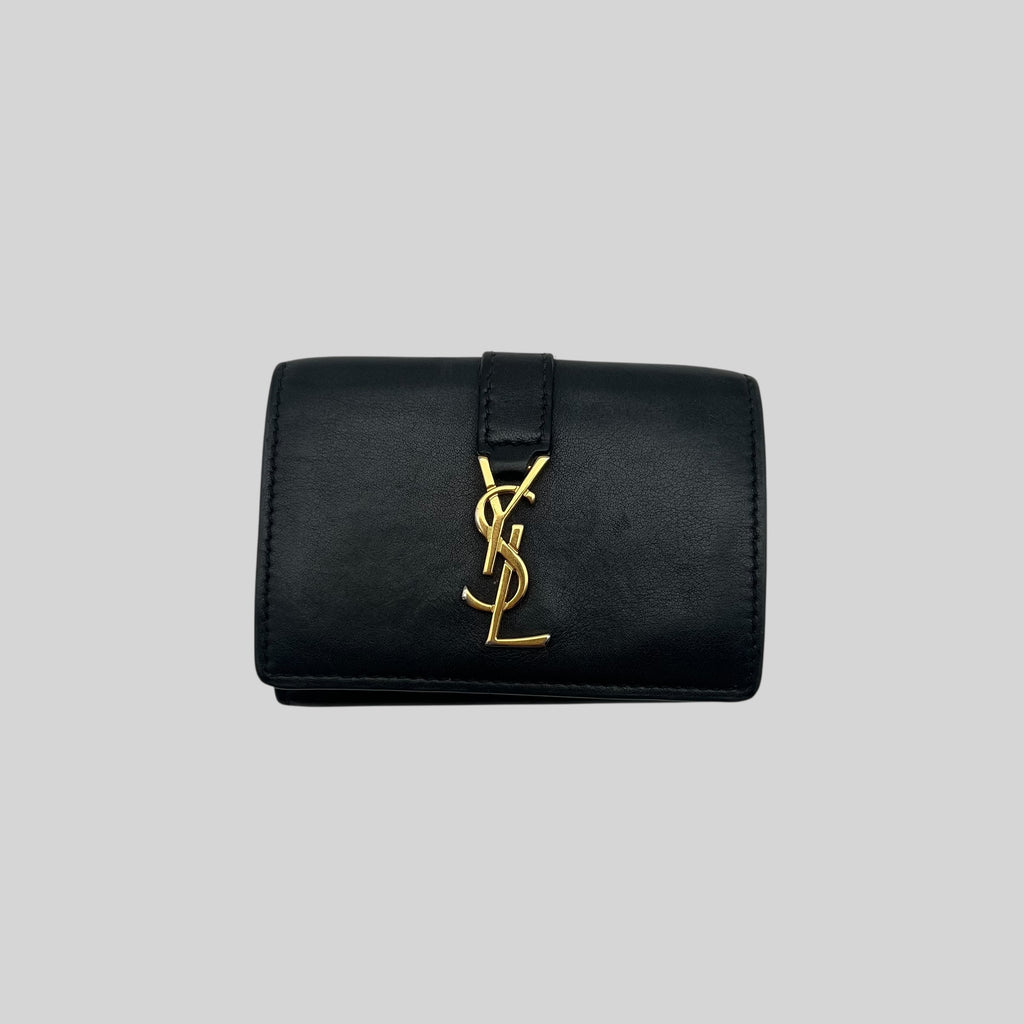 Yves Saint Laurent Compact