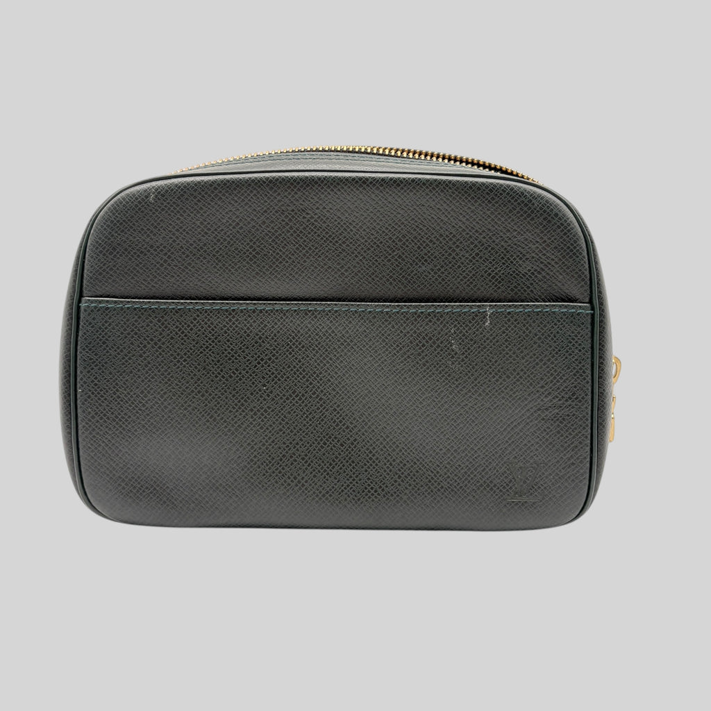 Louis Vuitton Taiga Pouch