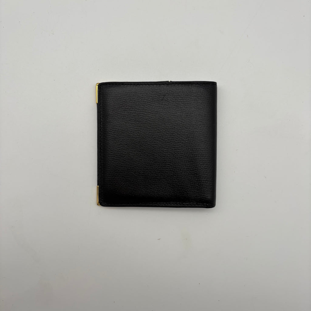 Yves Saint Laurent Compact