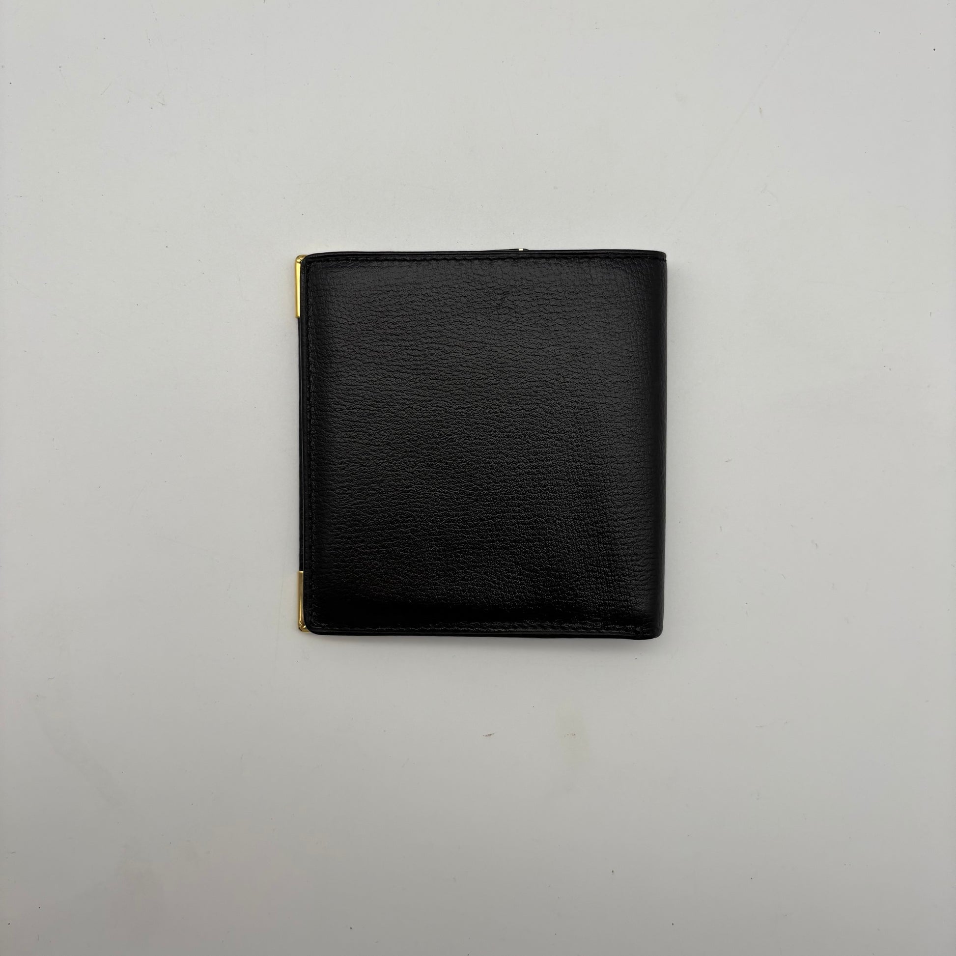 Yves Saint Laurent Compact