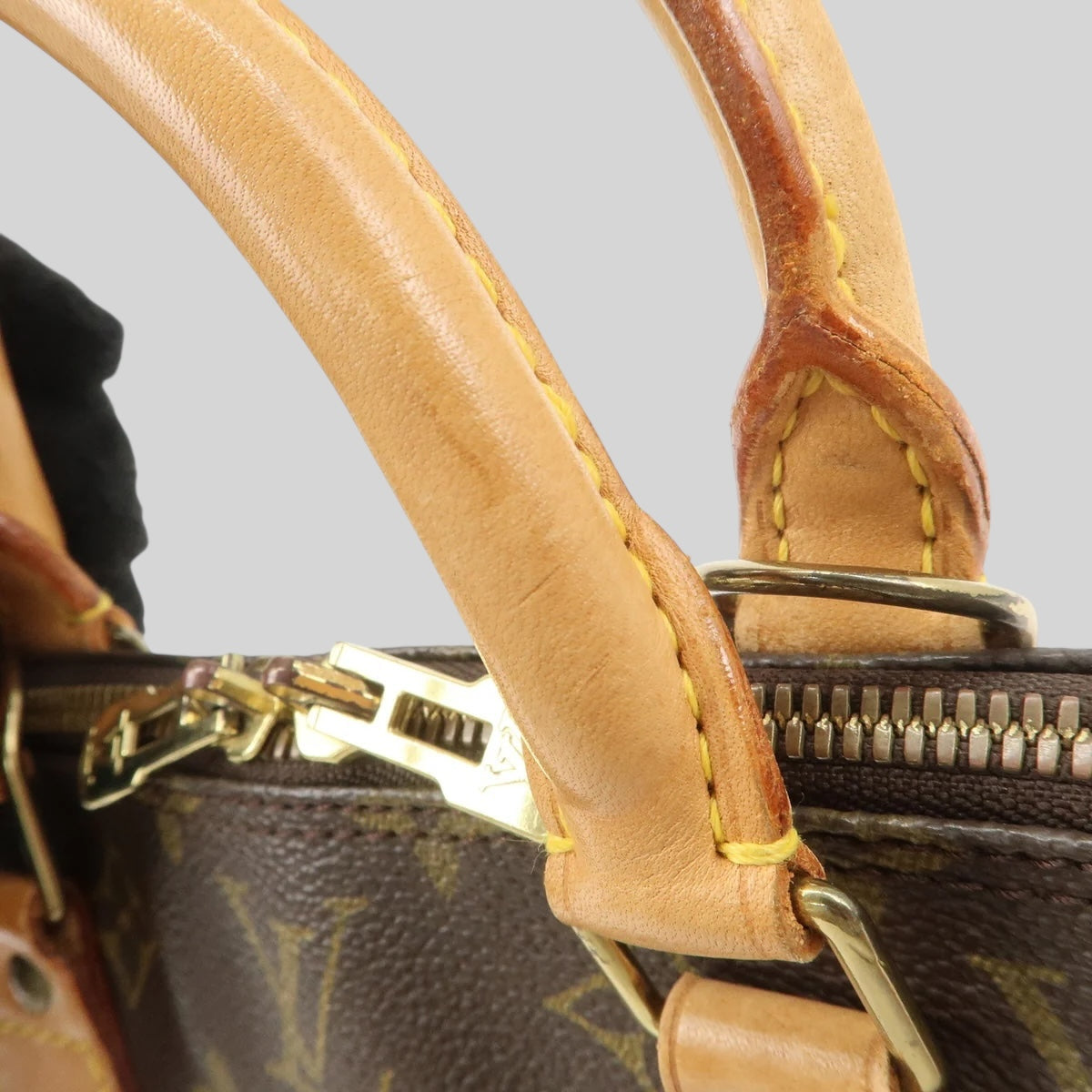 Louis Vuitton Alma PM