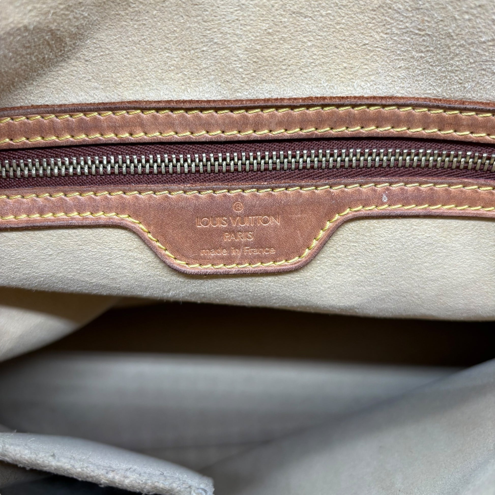 Louis Vuitton Looping GM