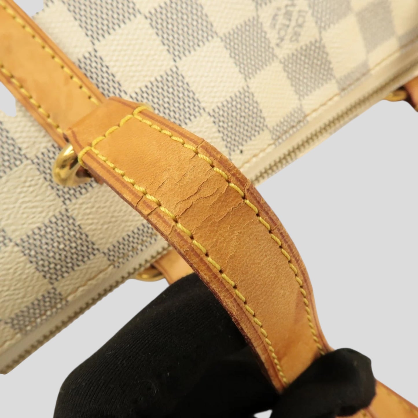 Louis Vuitton Totally PM