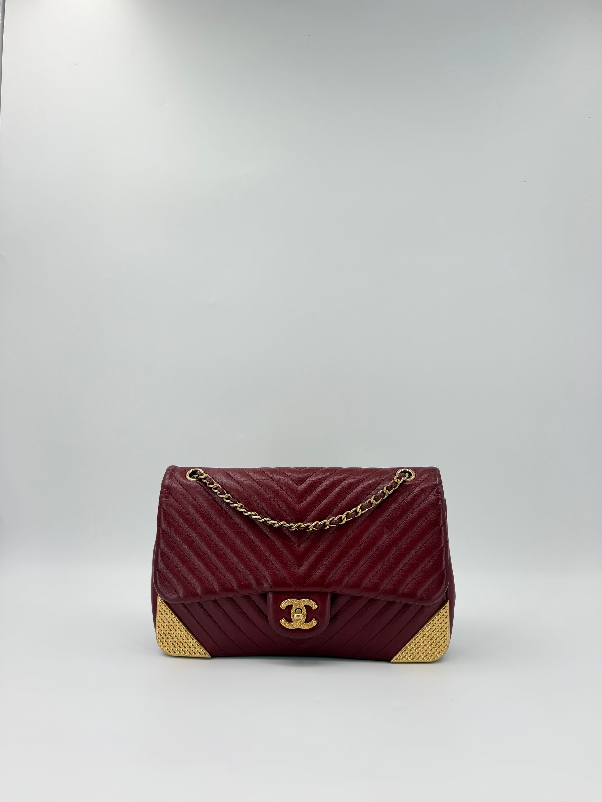CHANEL ROCK THE CORNER FLAP BAG