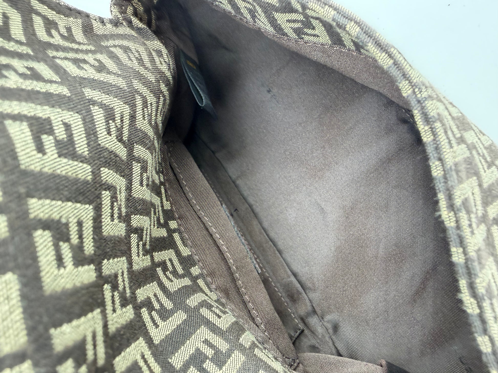 FENDI MINI BAGUETTE
