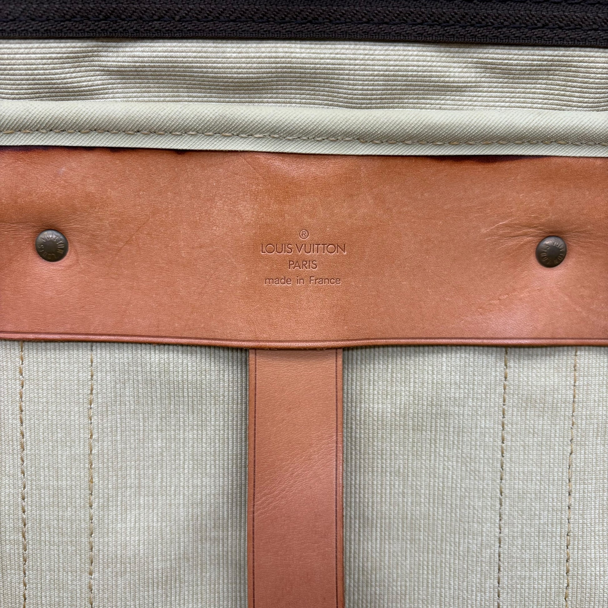 Louis Vuitton Sirius 60