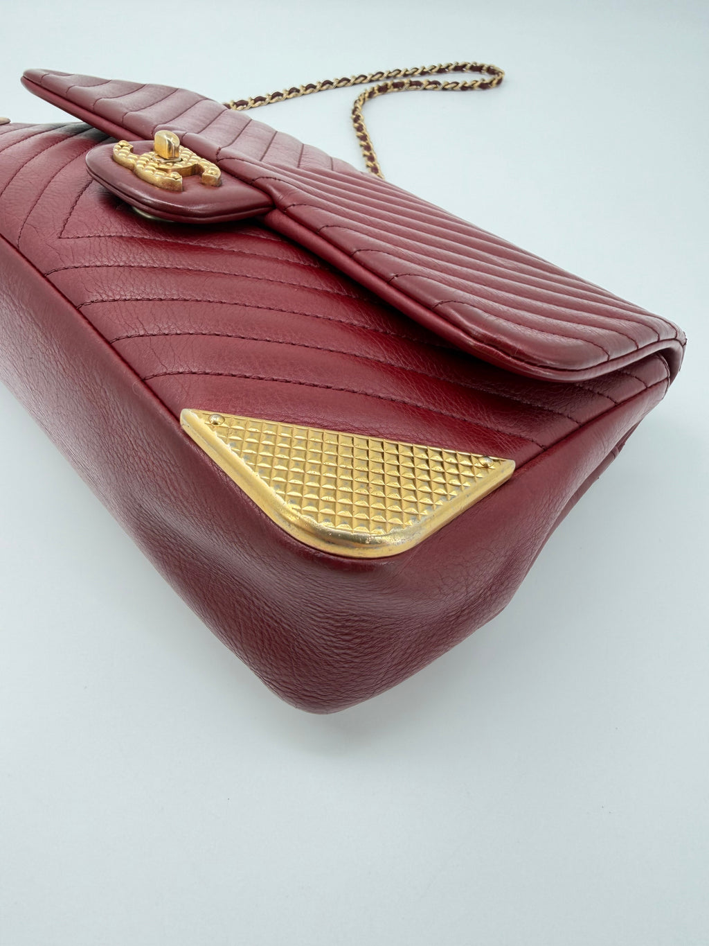 CHANEL ROCK THE CORNER FLAP BAG