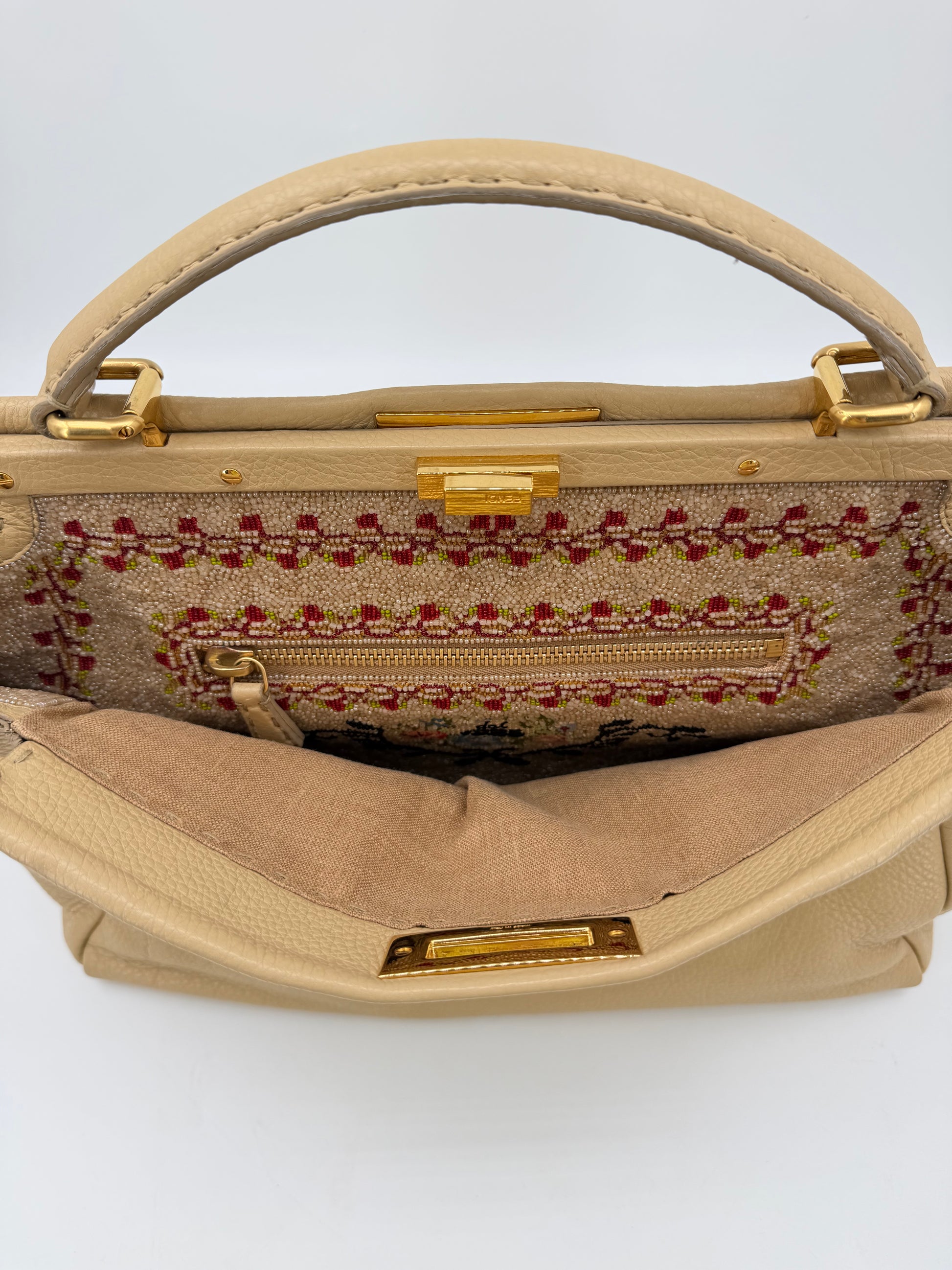 FENDI PEEKABOO SELLERIA
