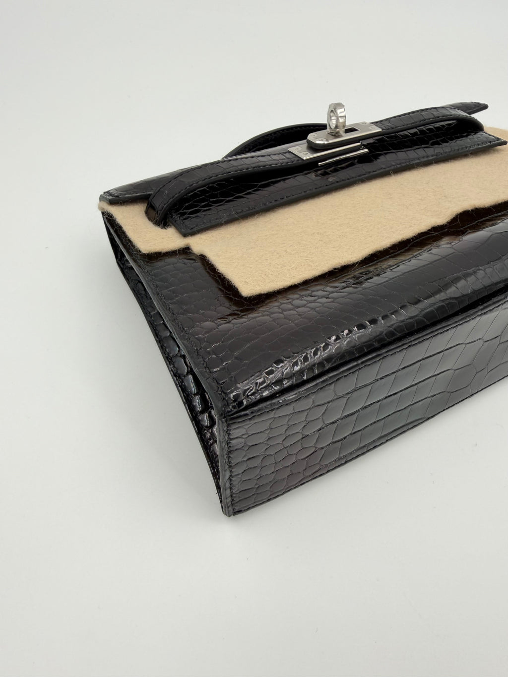 HERMÈS KELLY POCHETTE 22 CROCODILE POROSUS
