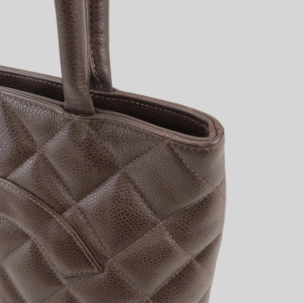 Chanel COCO Médaillon