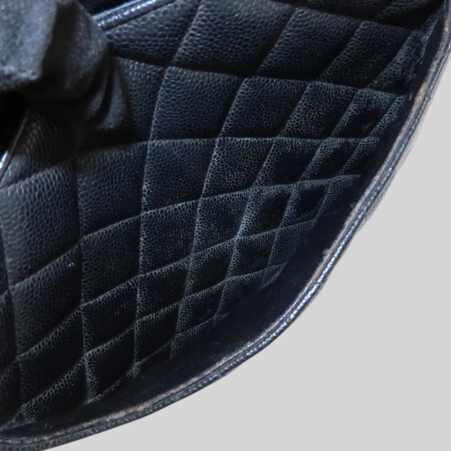 Chanel Coco Médaillon