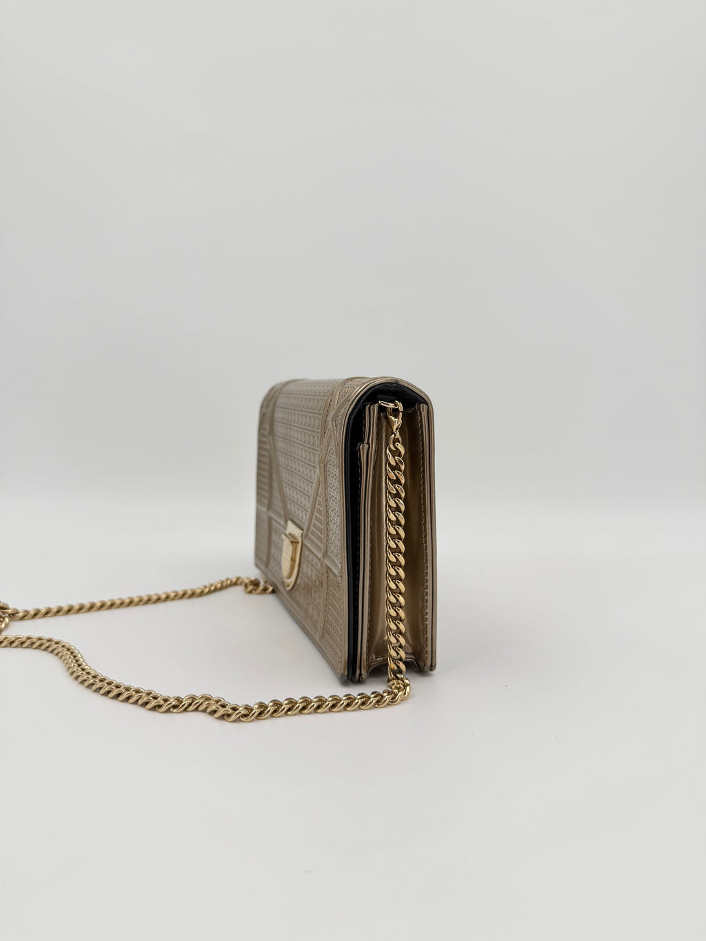 DIOR DIORAMA