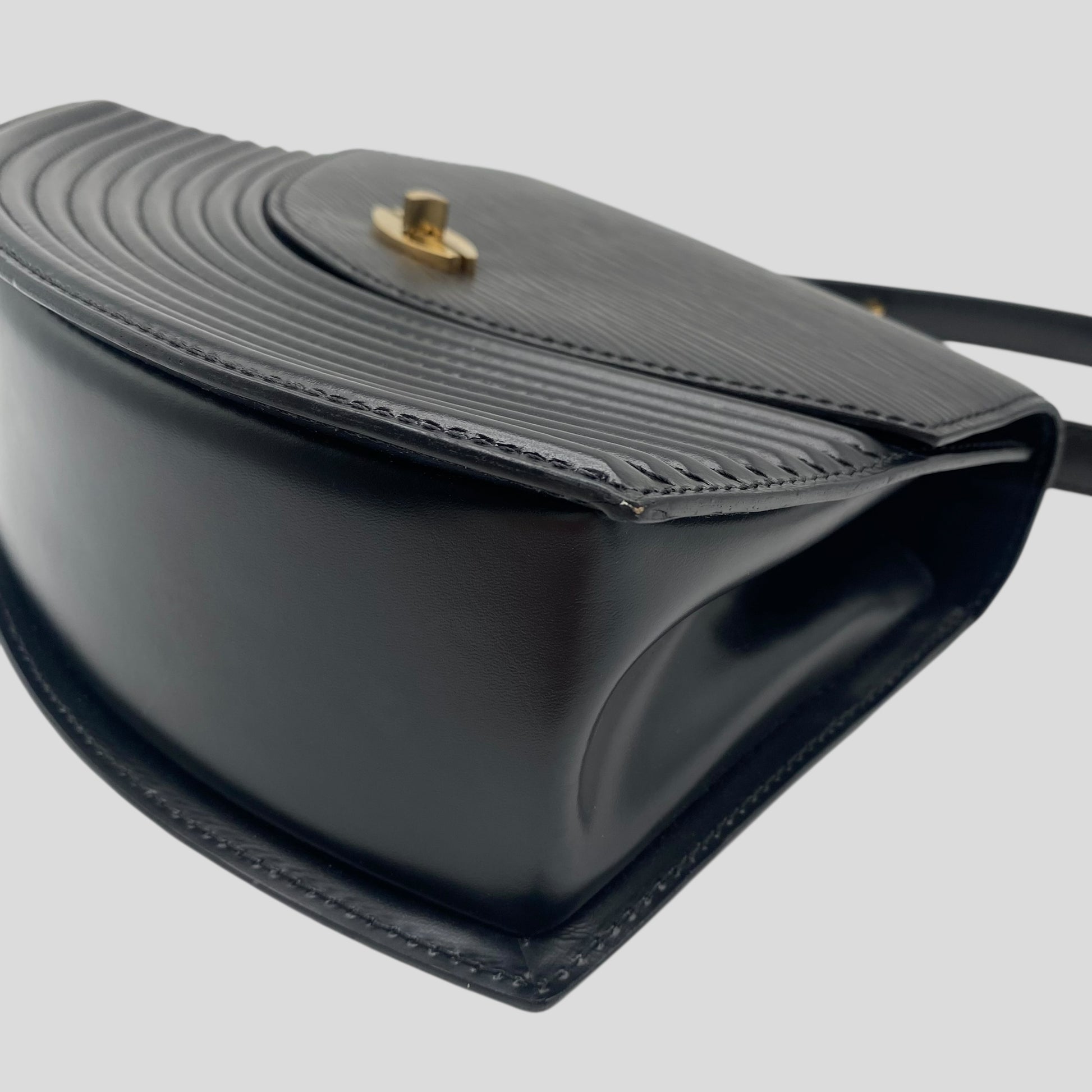 Louis Vuitton Tilsit