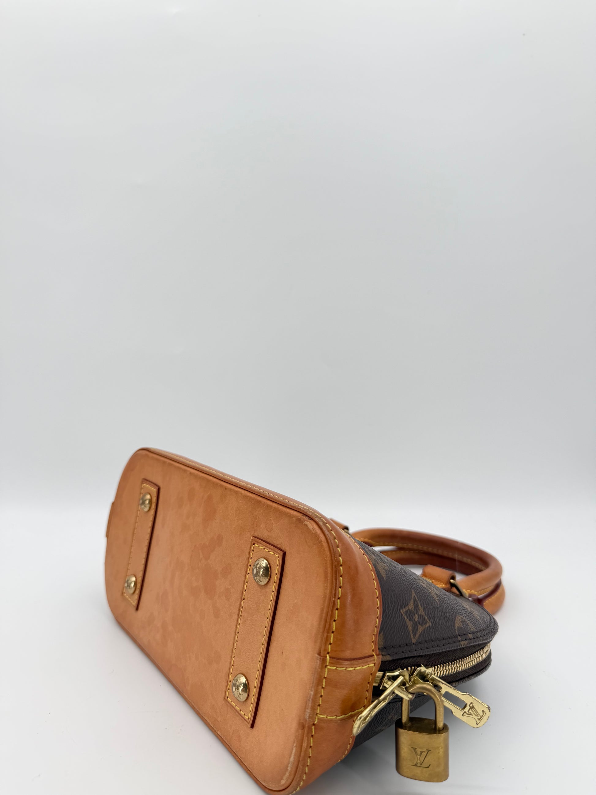 LOUIS VUITTON ALMA BB