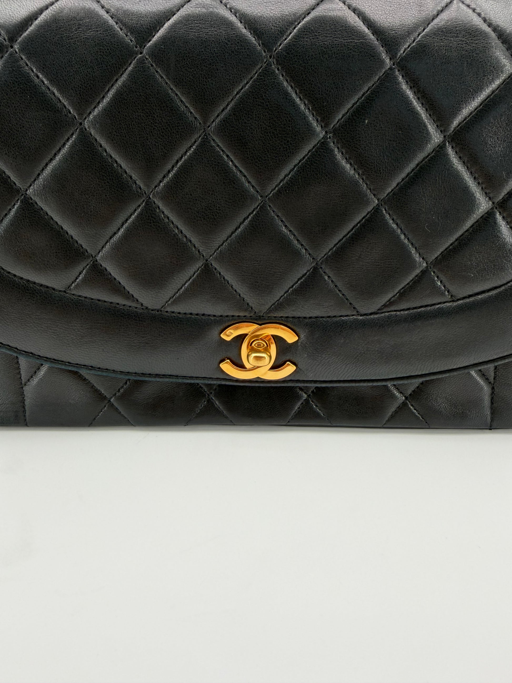 CHANEL DIANA 25