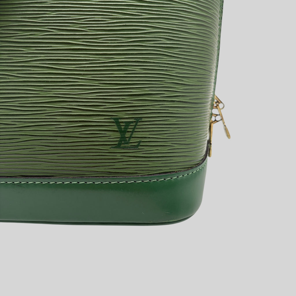 Louis Vuitton Alma PM Epi