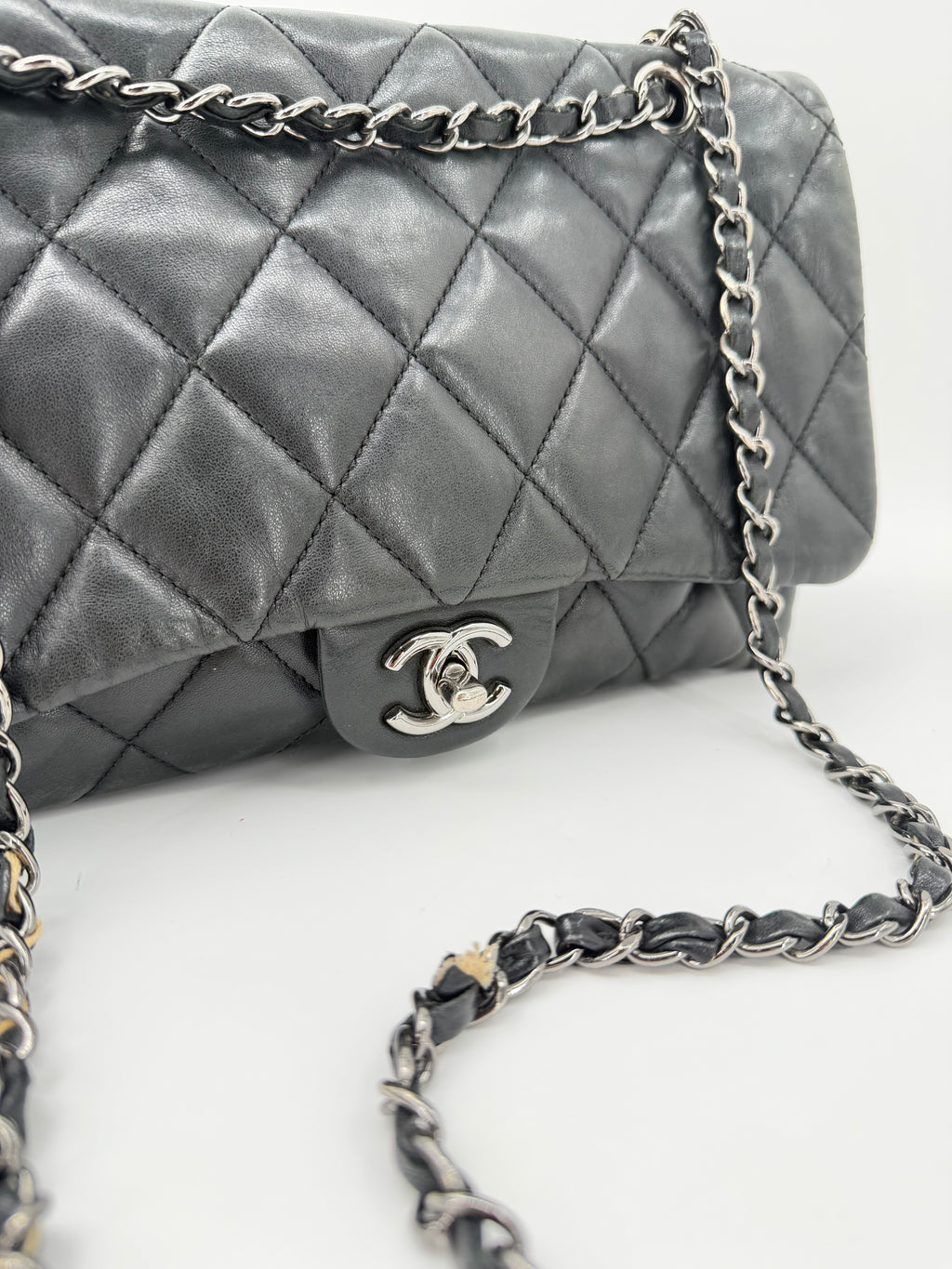 CHANEL ACCORDION