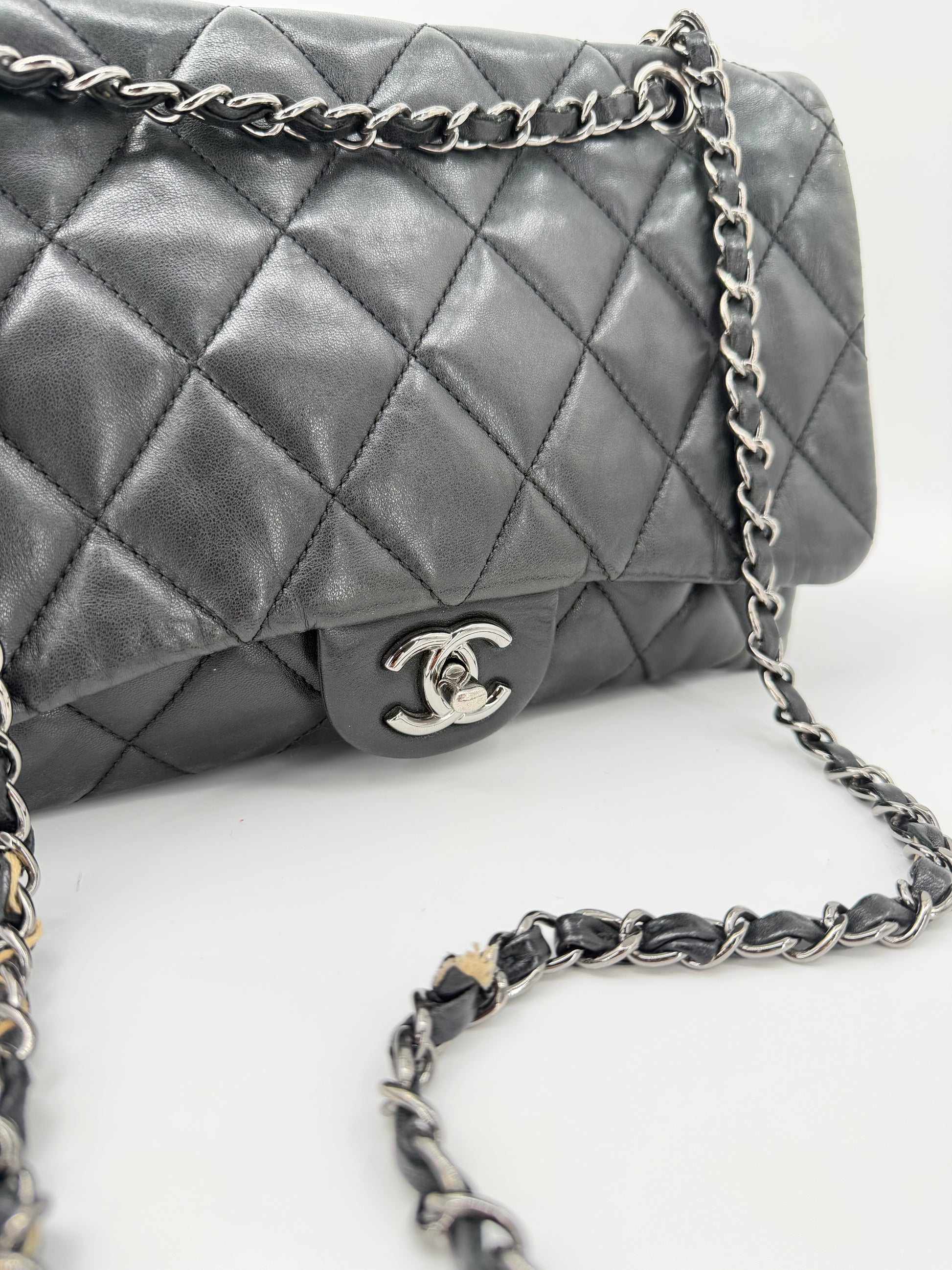 CHANEL ACCORDION