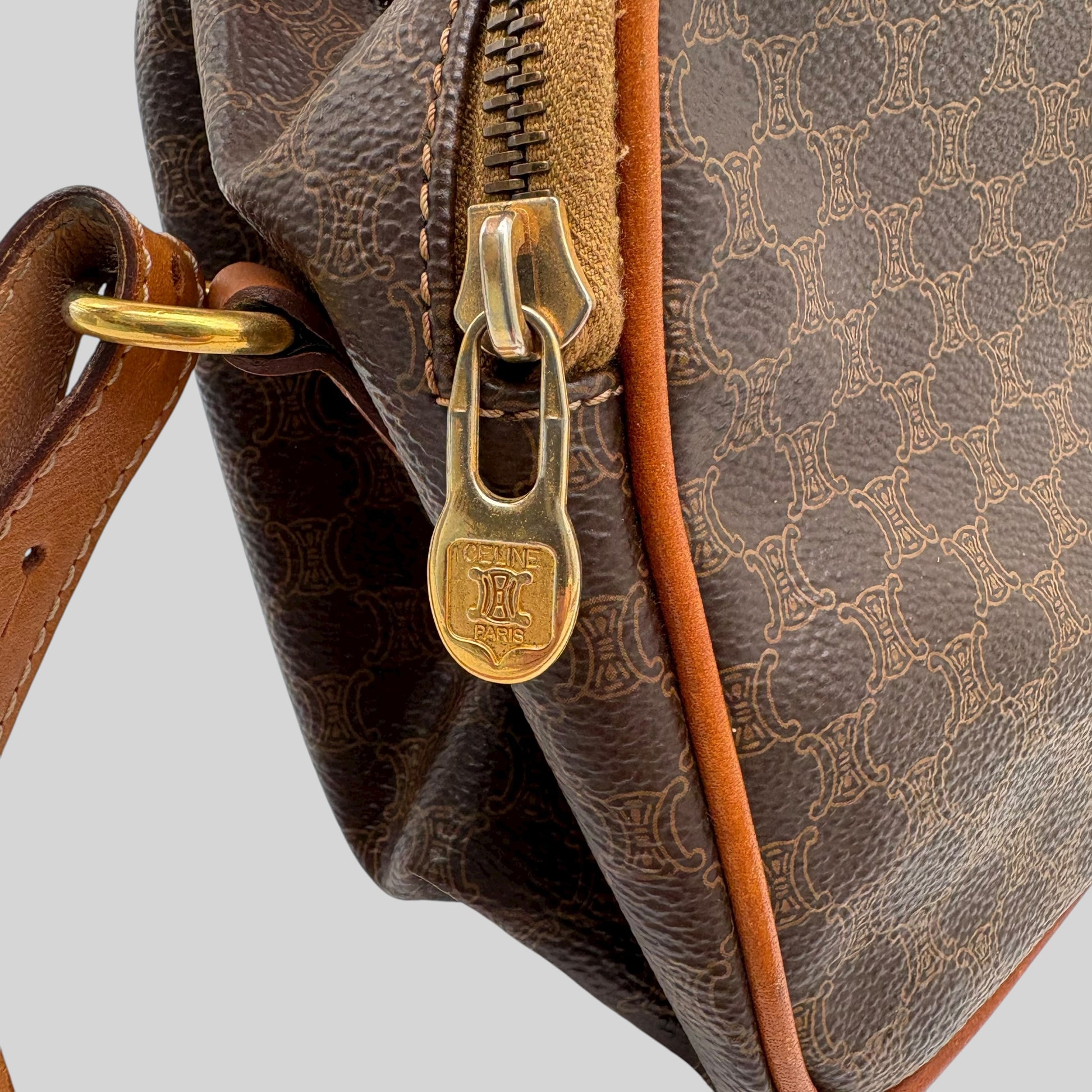 Céline Macadam Shoulder