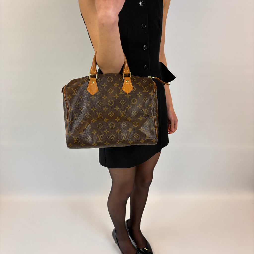 Louis Vuitton Speedy 30