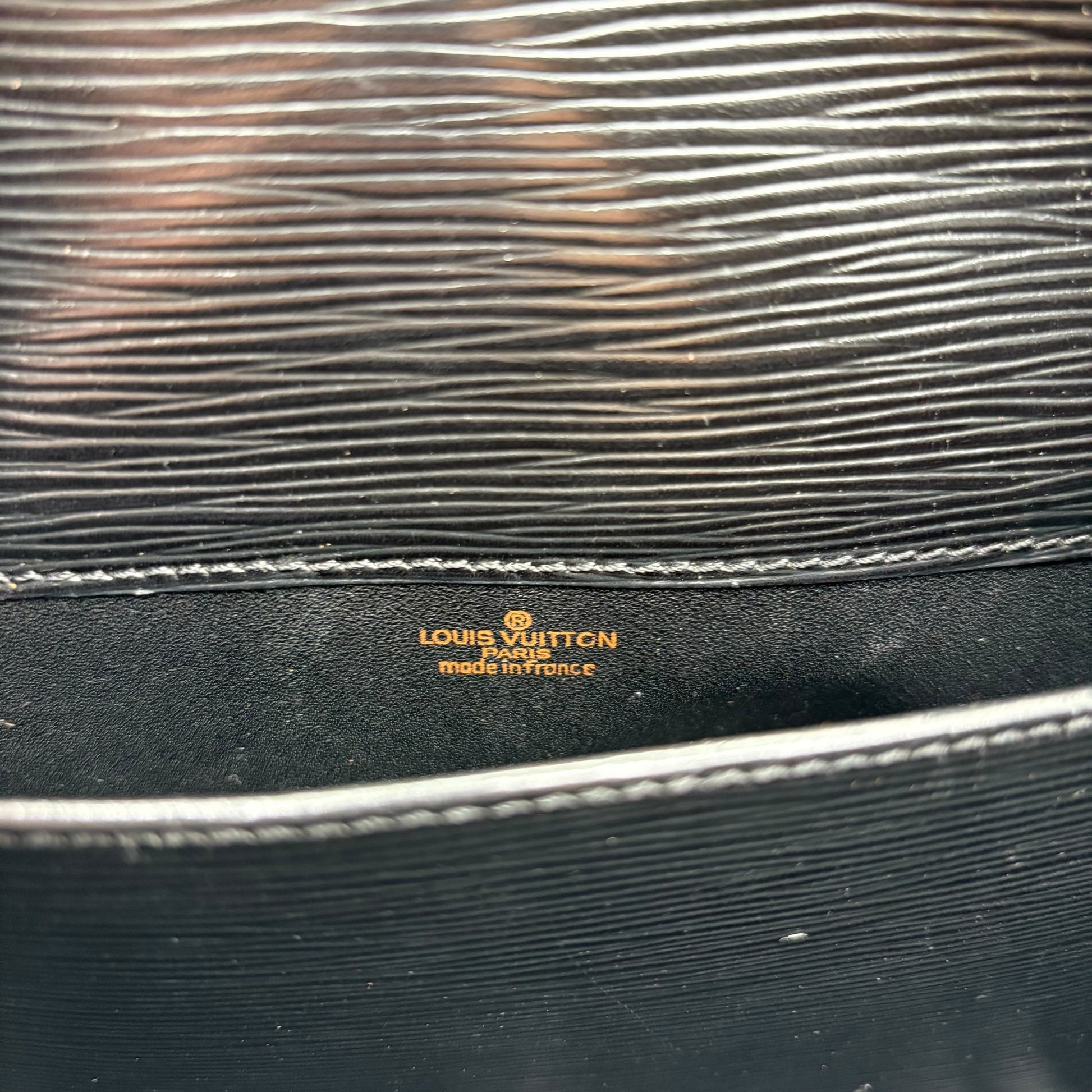 Louis Vuitton Cartouchière Epi