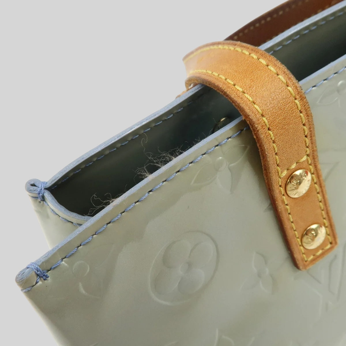 Louis Vuitton Reade PM