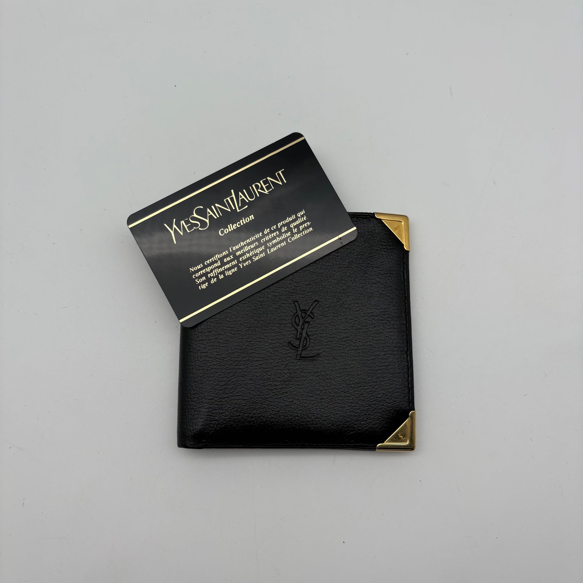 Yves Saint Laurent Compact