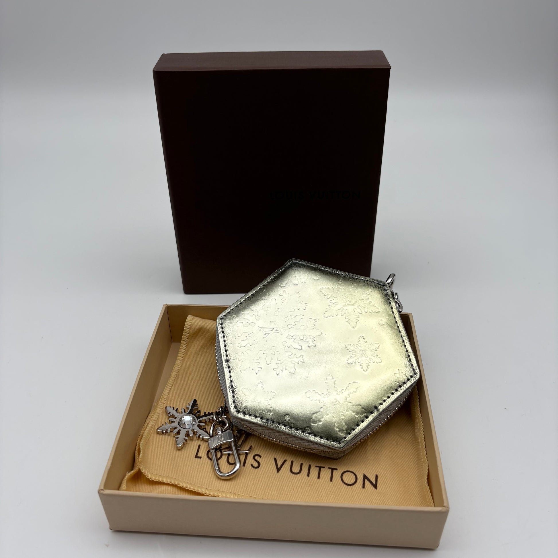 Louis Vuitton Flocon