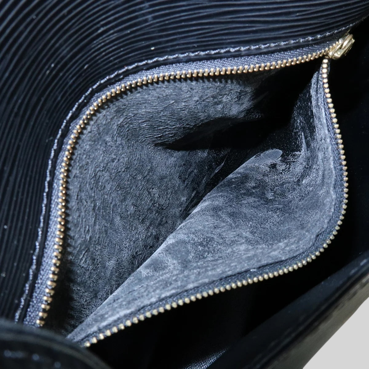 Louis Vuitton Saint Cloud