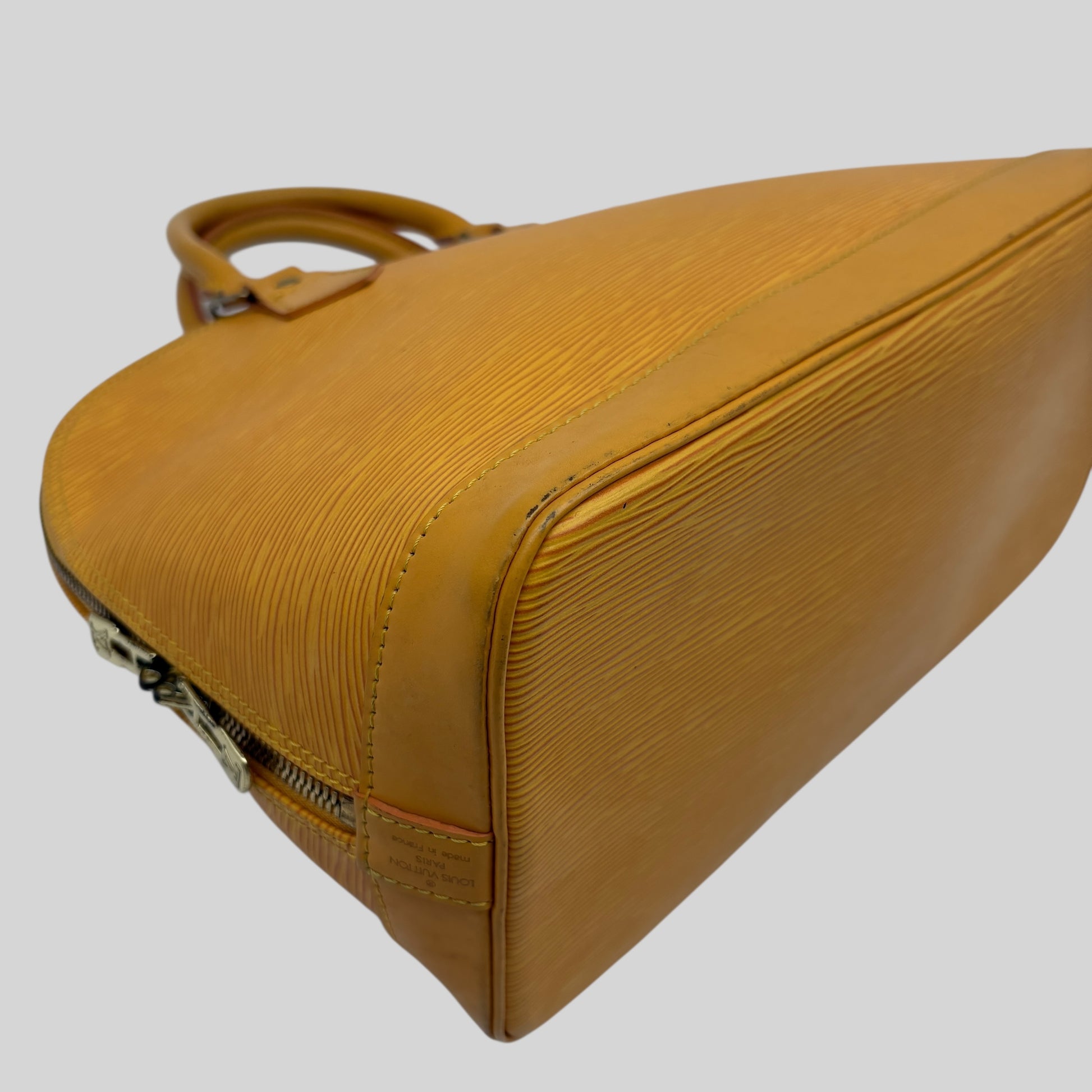 Louis Vuitton Alma PM Epi