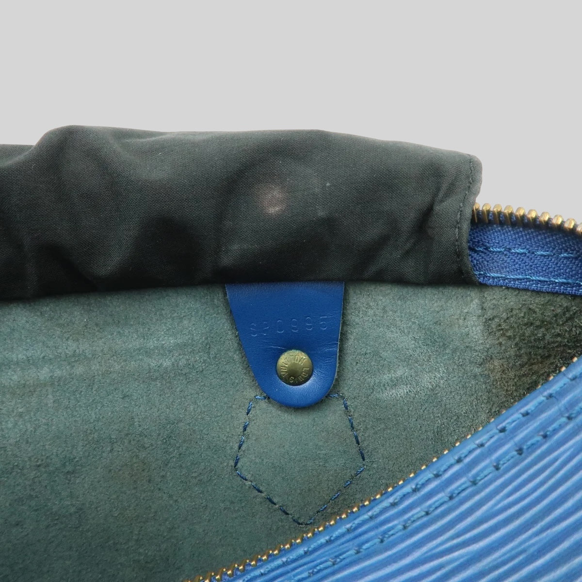 Louis Vuitton Speedy 25 Epi