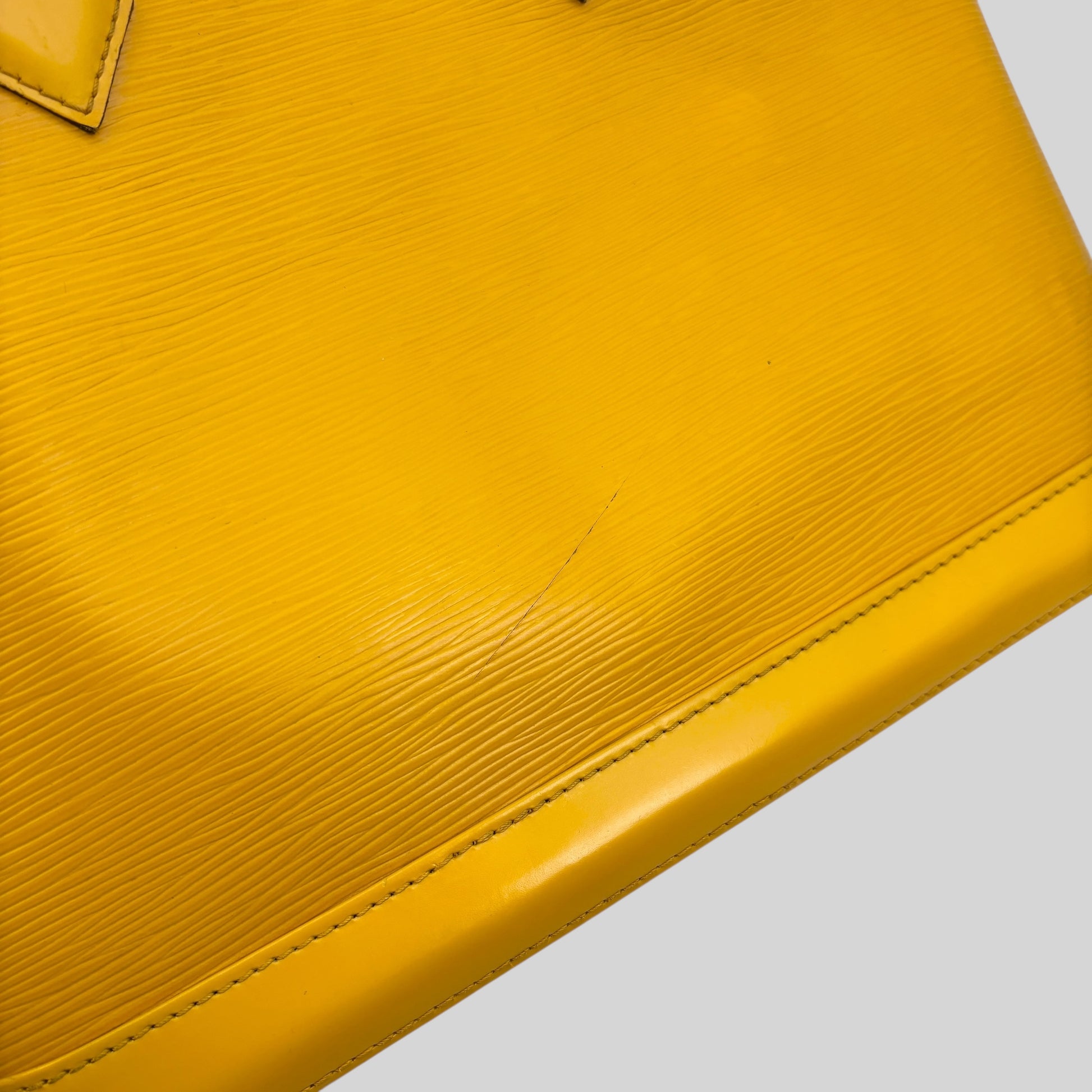 Louis Vuitton Alma PM