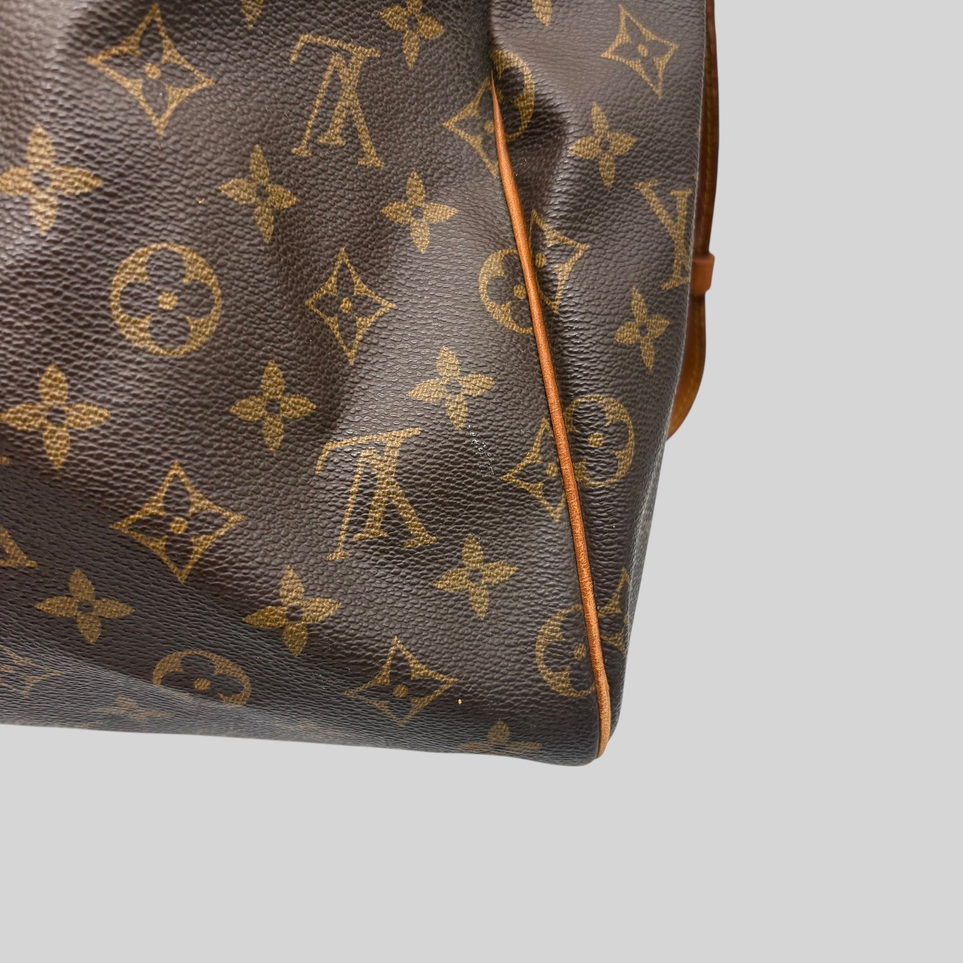 Louis Vuitton Keepall 55 Bandoulière