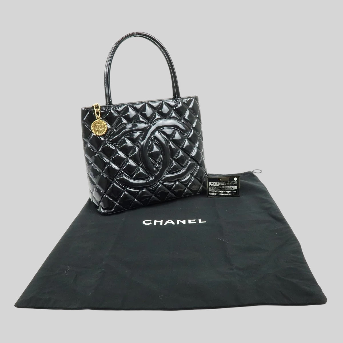 Chanel COCO Médaillon