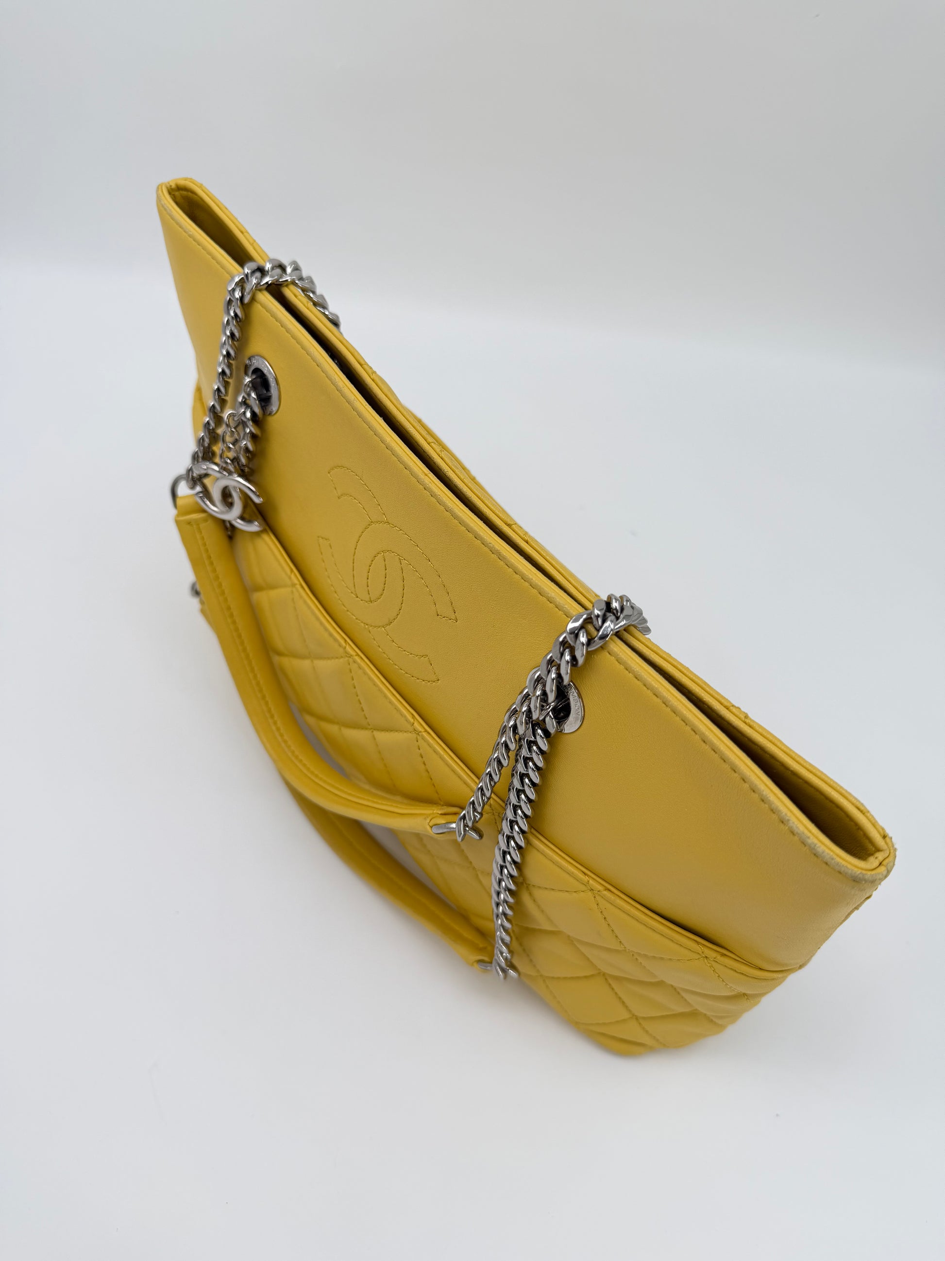CHANEL MATELASSE TOTE