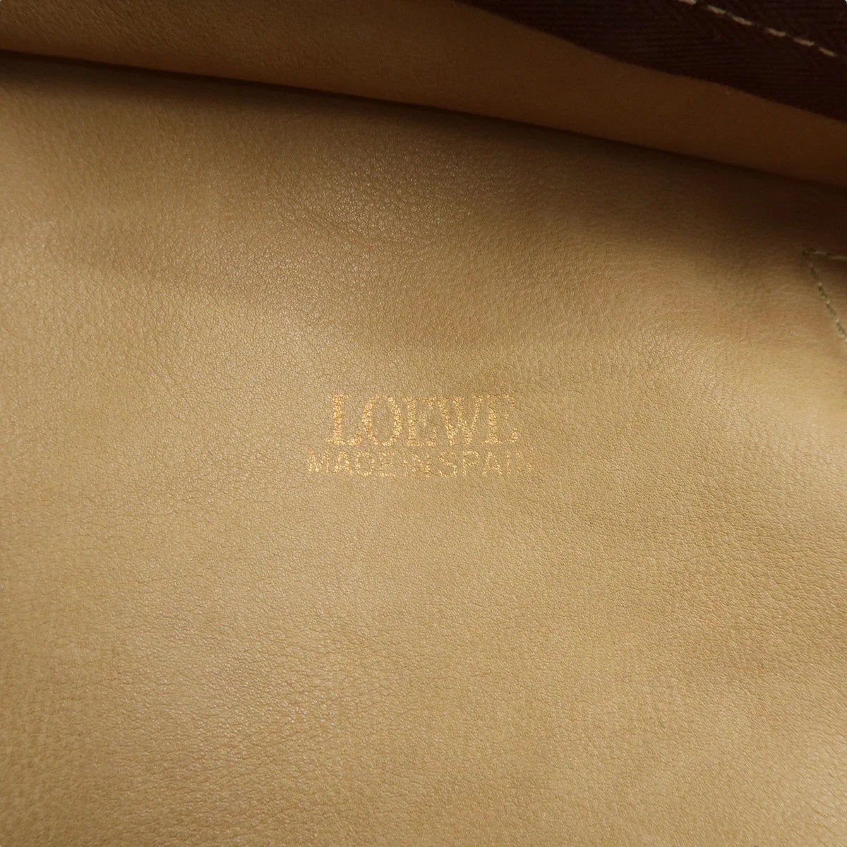 Loewe Amazona 32