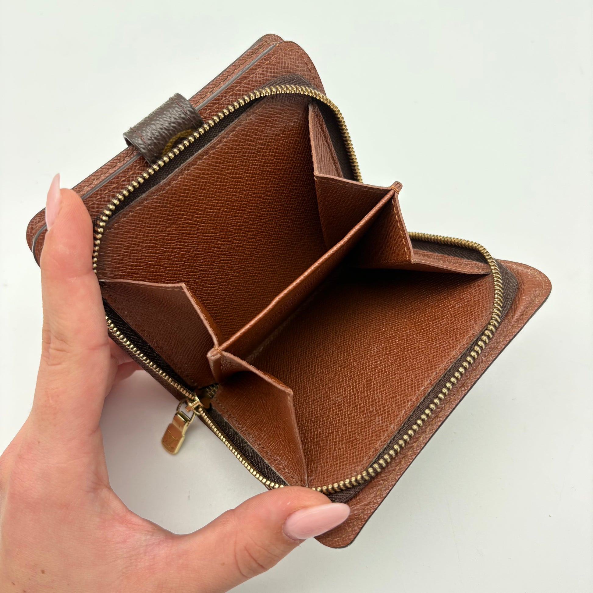 Louis Vuitton Compact Zippy