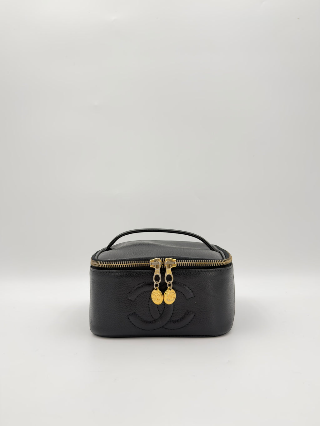 CHANEL VANITY