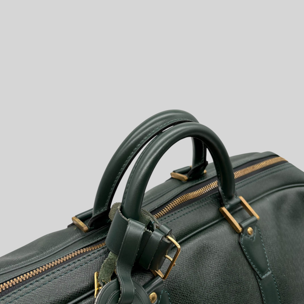Louis Vuitton Kendall Taiga