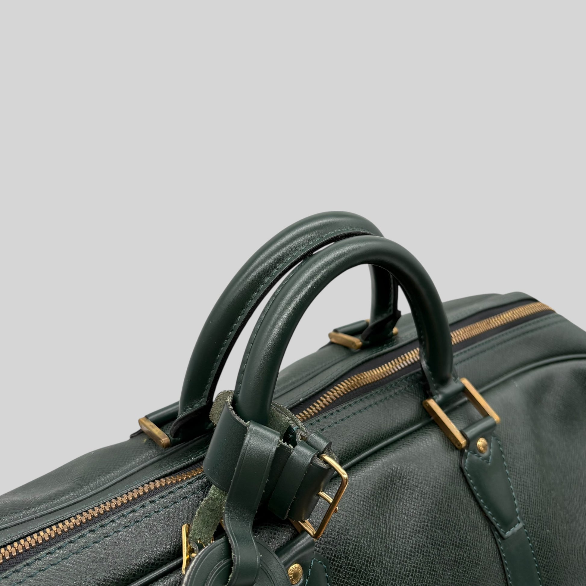 Louis Vuitton Kendall Taiga