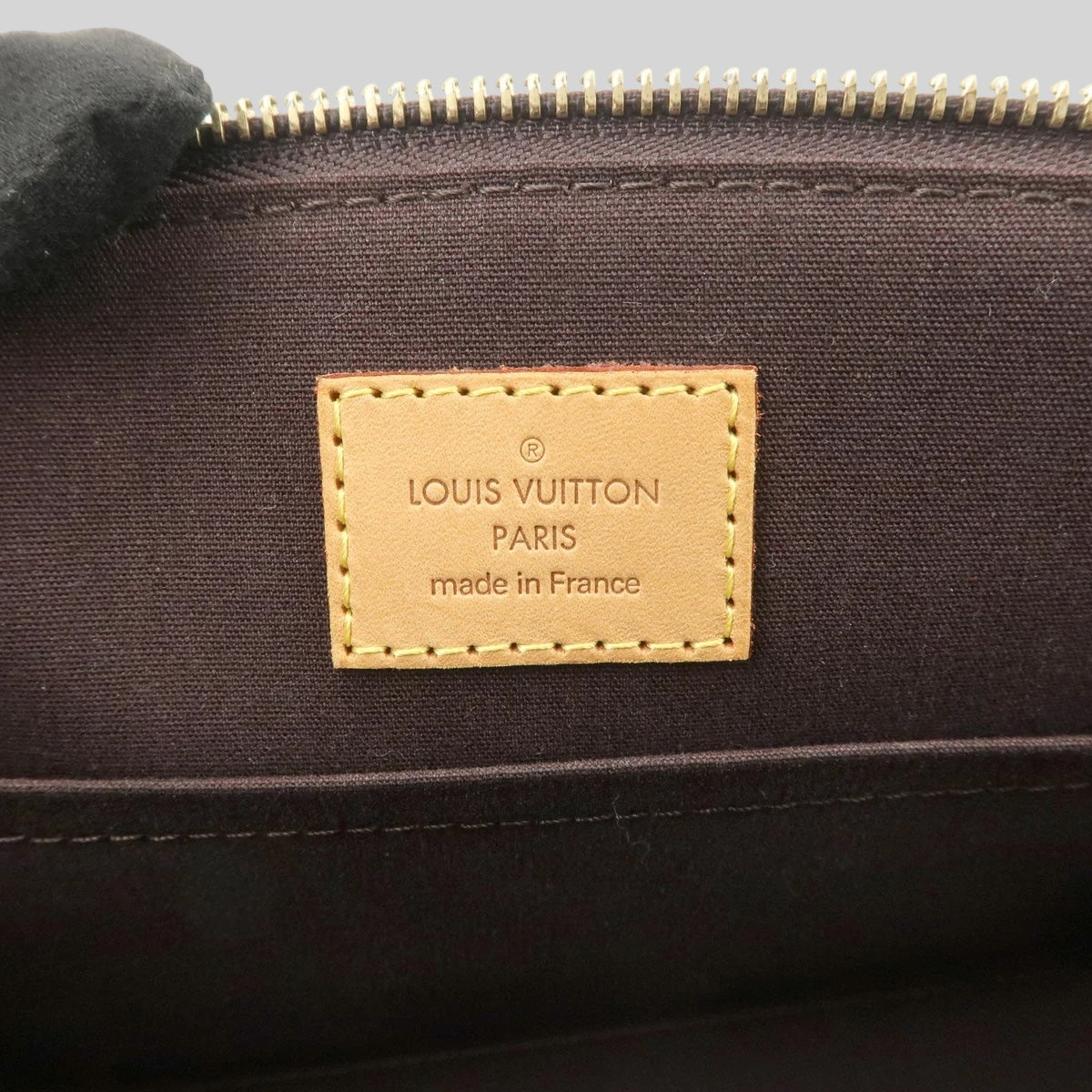 Louis Vuitton Sherwood