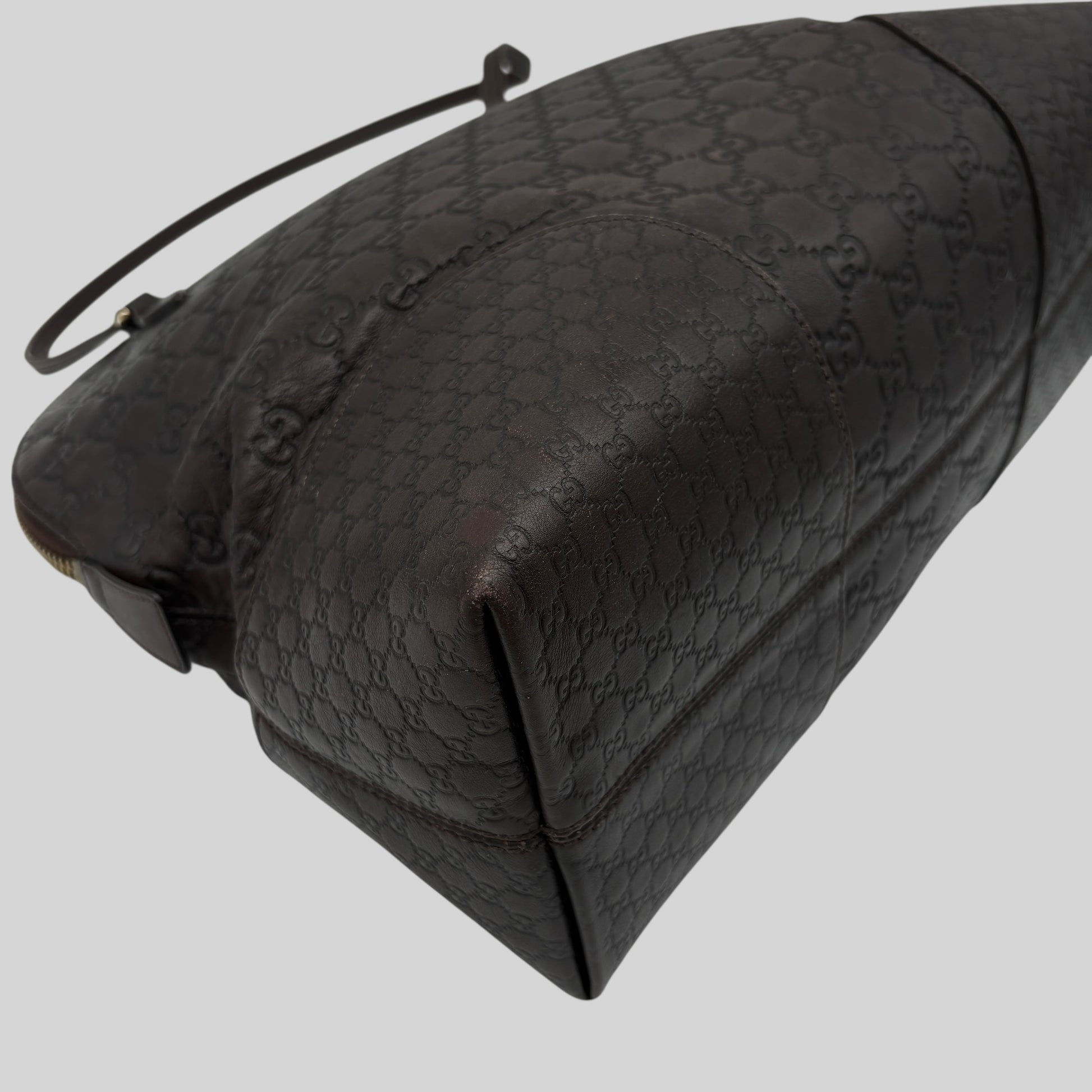 Gucci GG Embossed