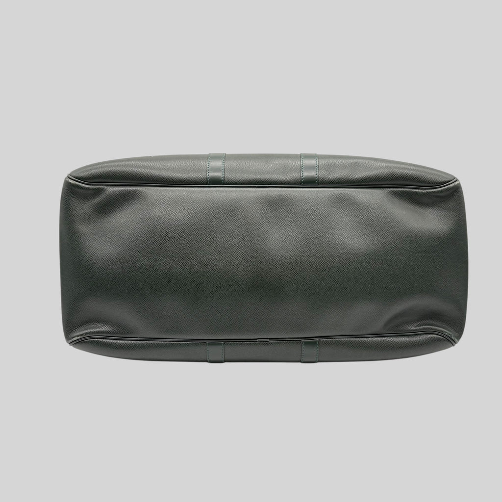 Louis Vuitton Kendall Taiga