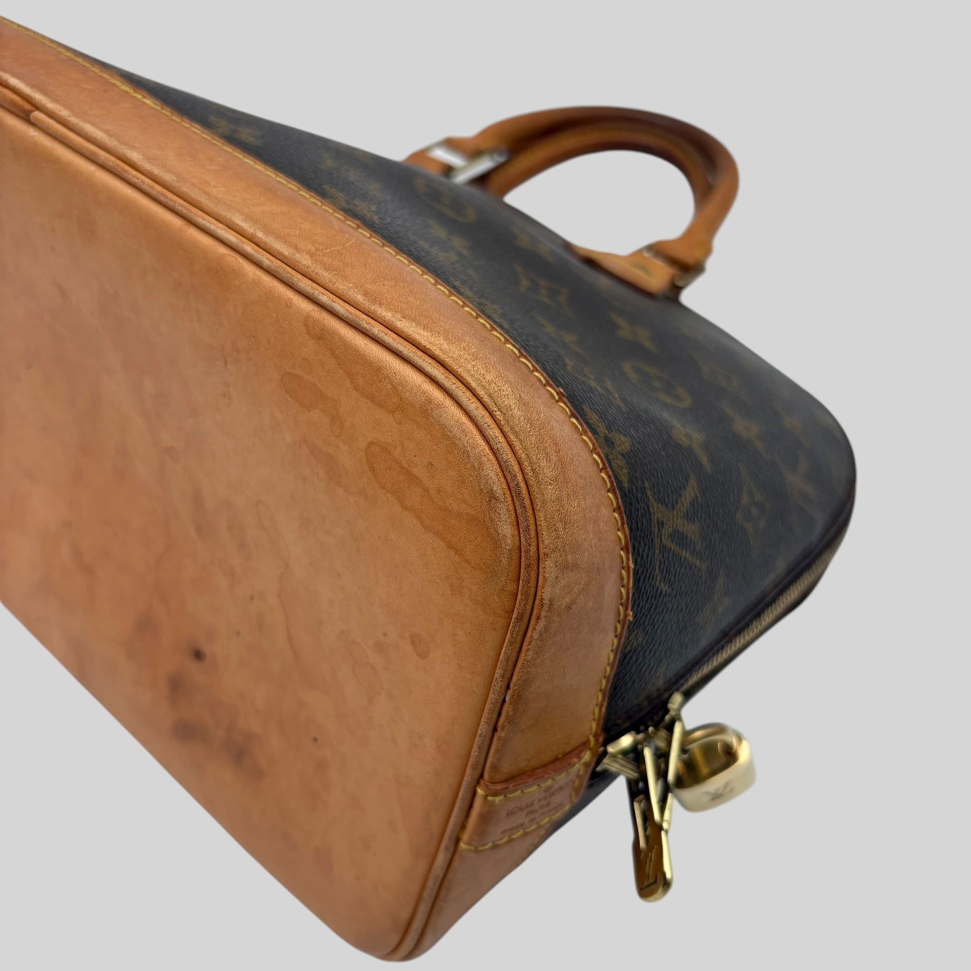 Louis Vuitton Alma PM