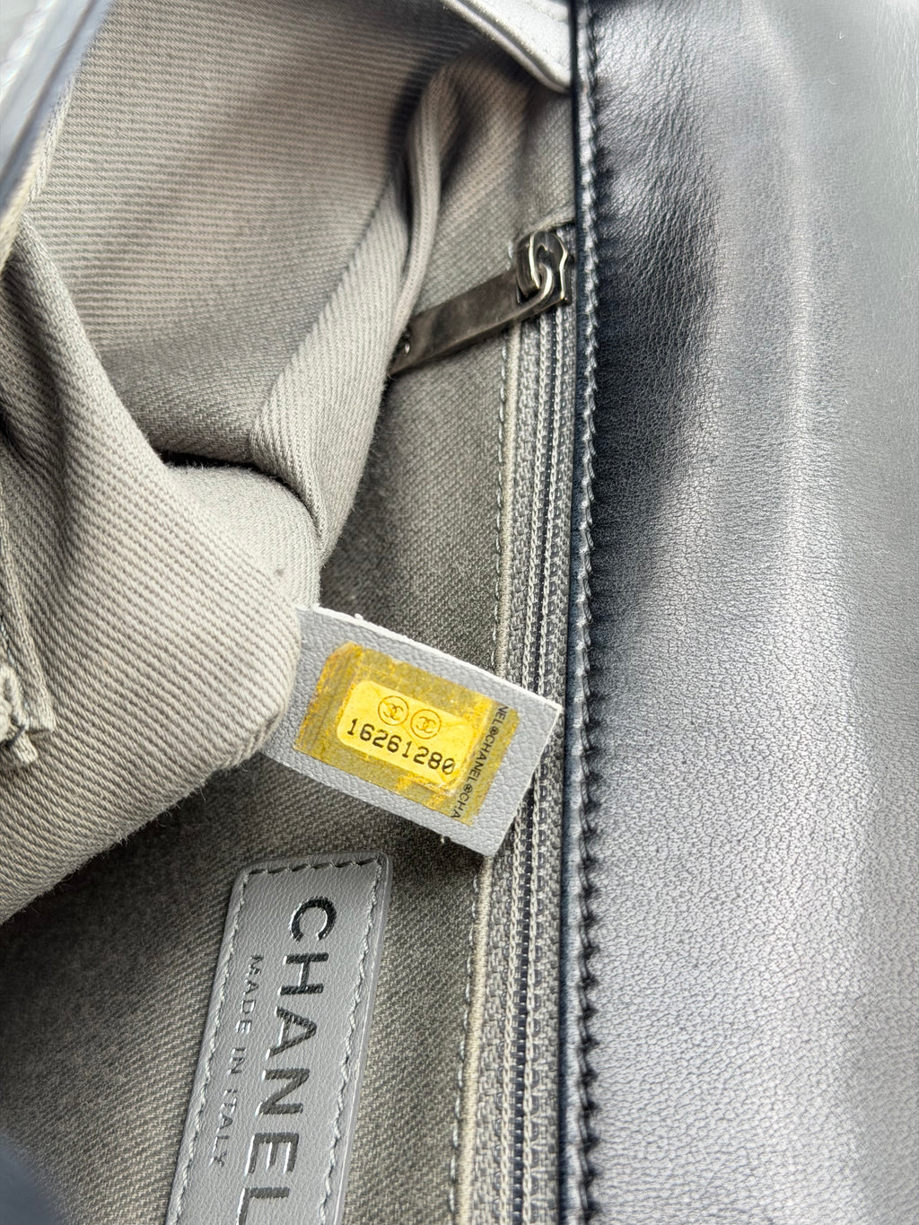 CHANEL BOY XL