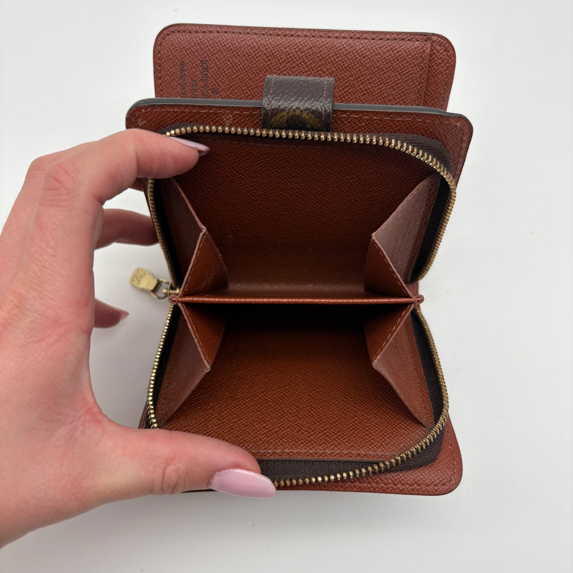 Louis Vuitton Compact Zippy