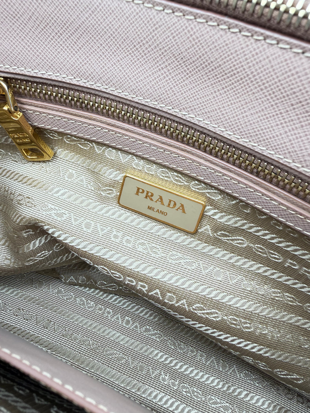 PRADA GALLERIA SAFFIANO