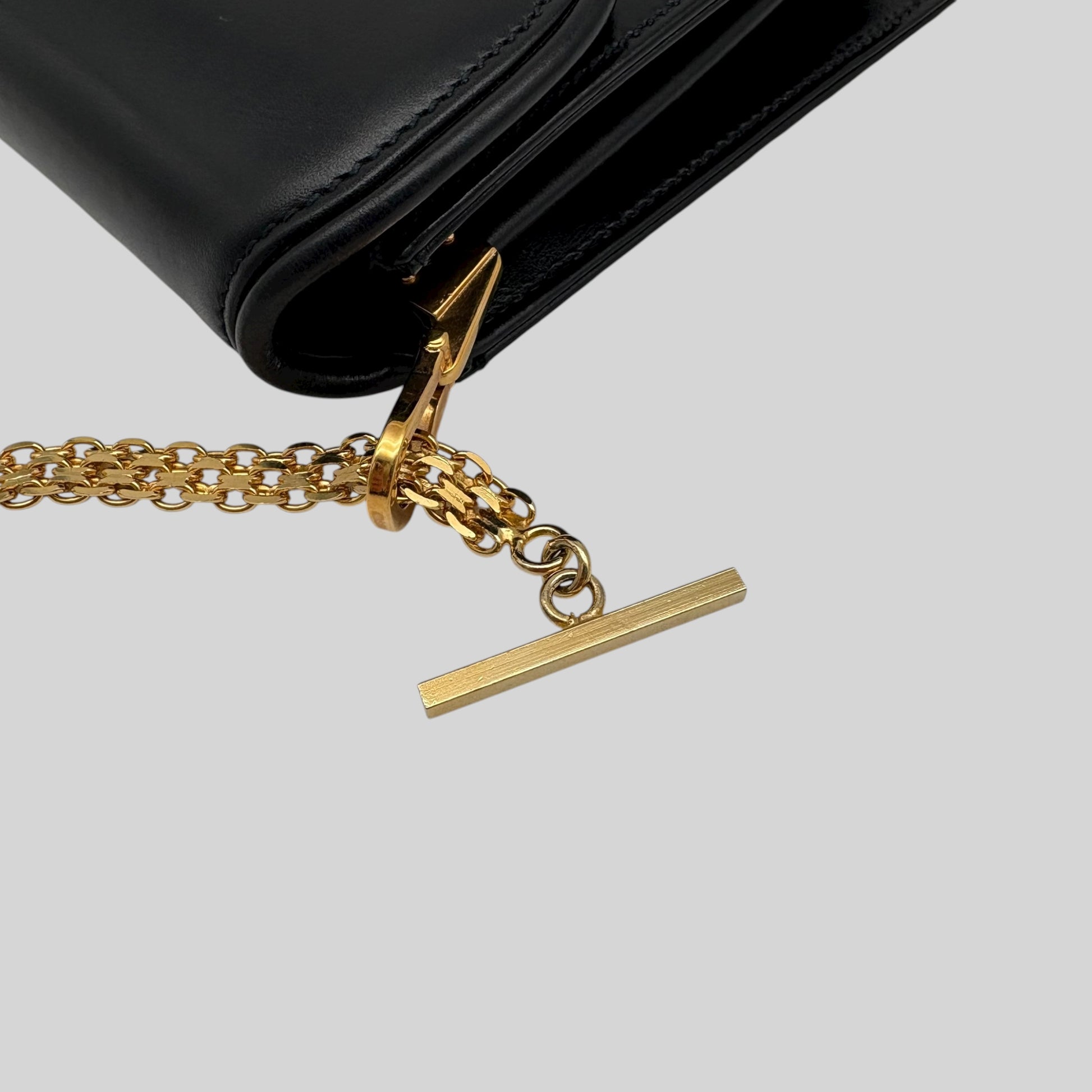 Gucci Chain Shoulder