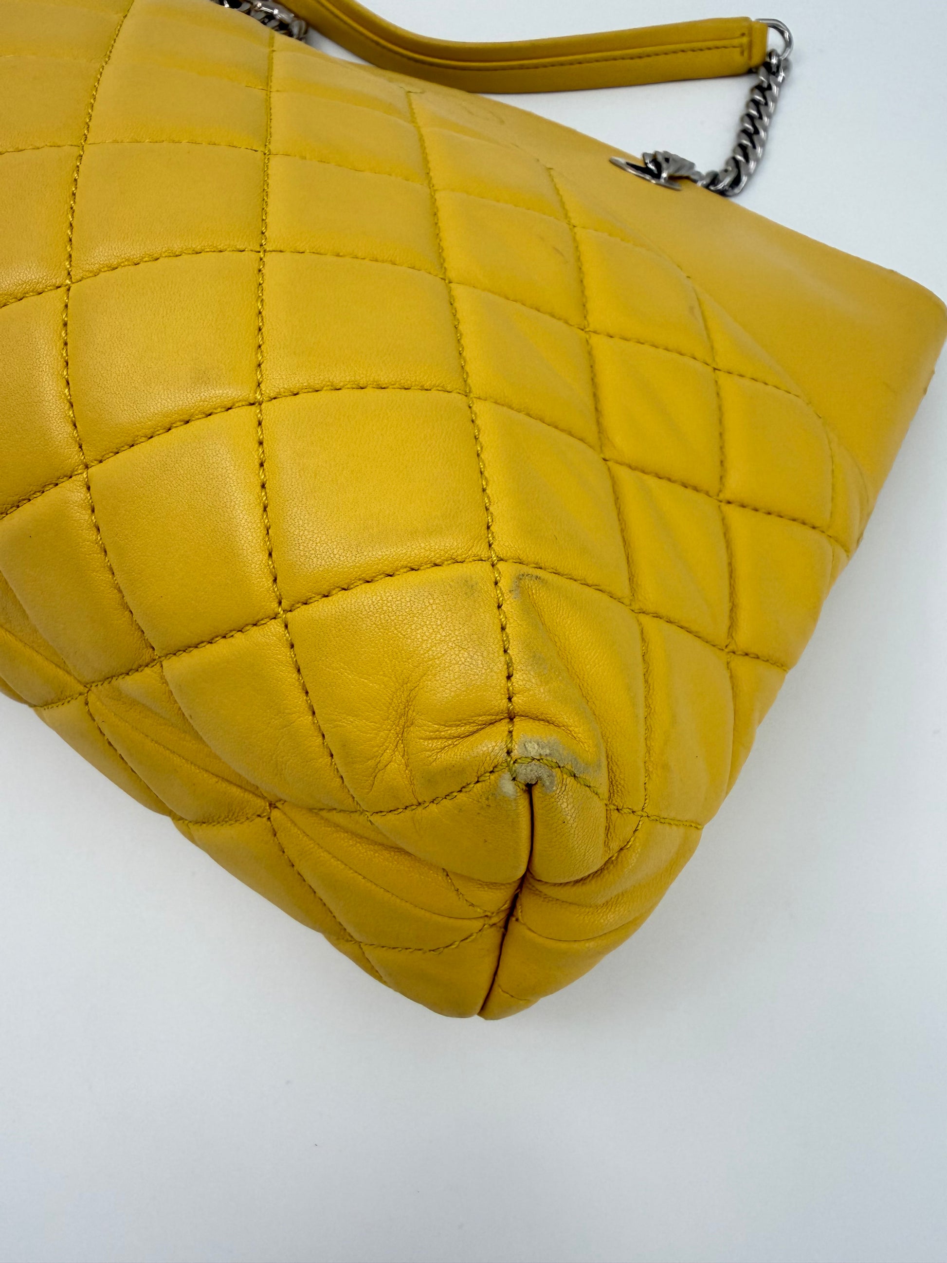 CHANEL MATELASSE TOTE
