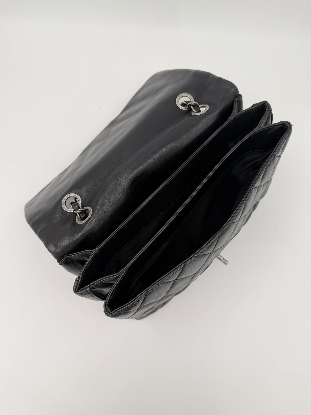 CHANEL ACCORDION